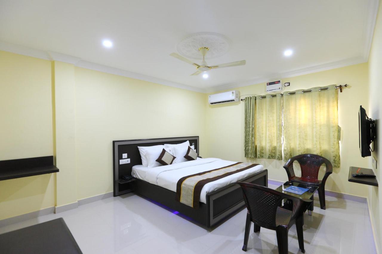 Hotel Sai Inn A/C Chennai Bagian luar foto