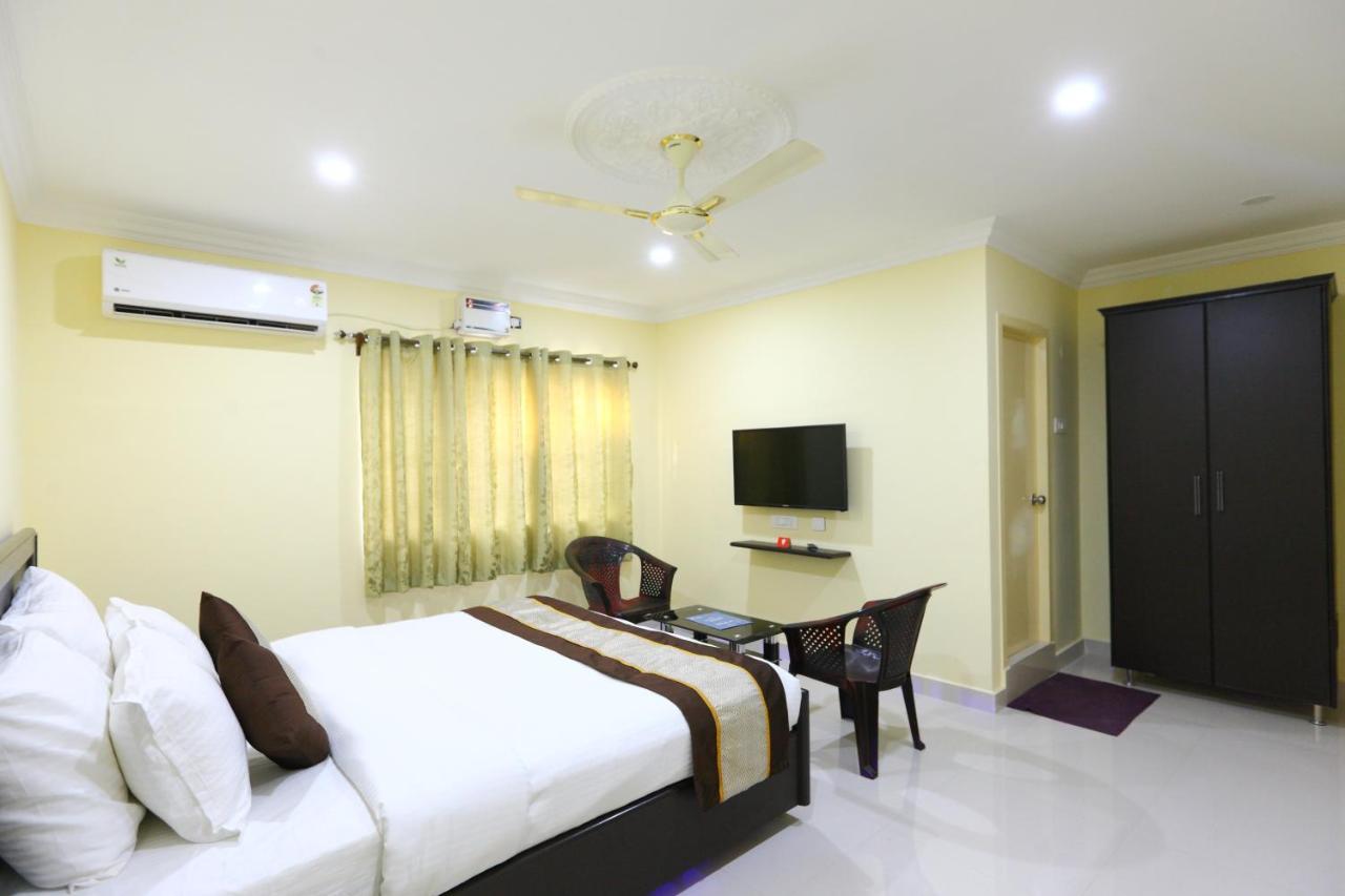 Hotel Sai Inn A/C Chennai Bagian luar foto